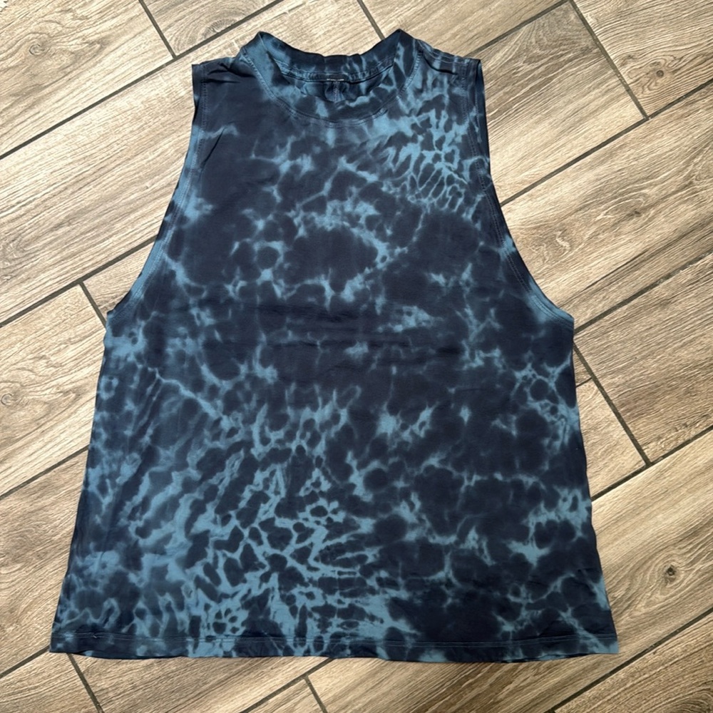 Lululemon All Yours tank. Blue dye.